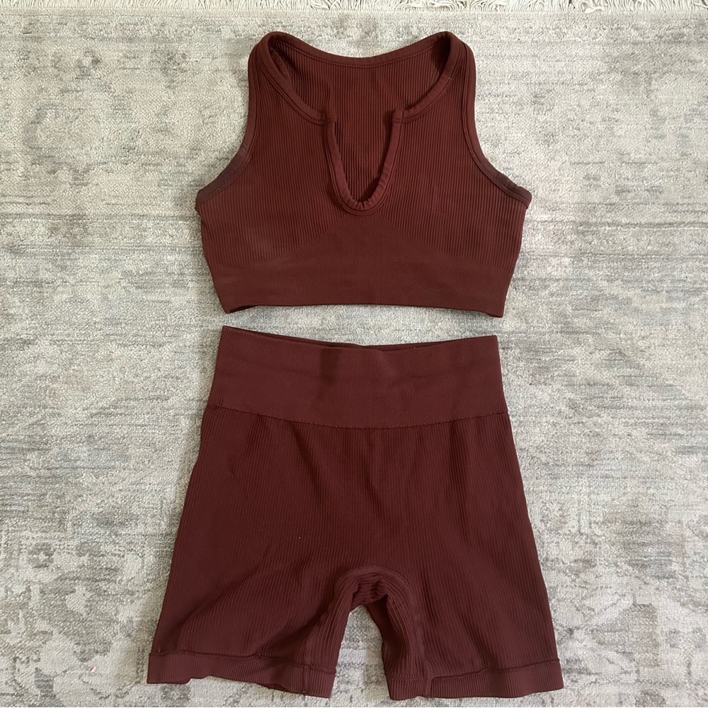 Brown Amazon bike short sports bra set